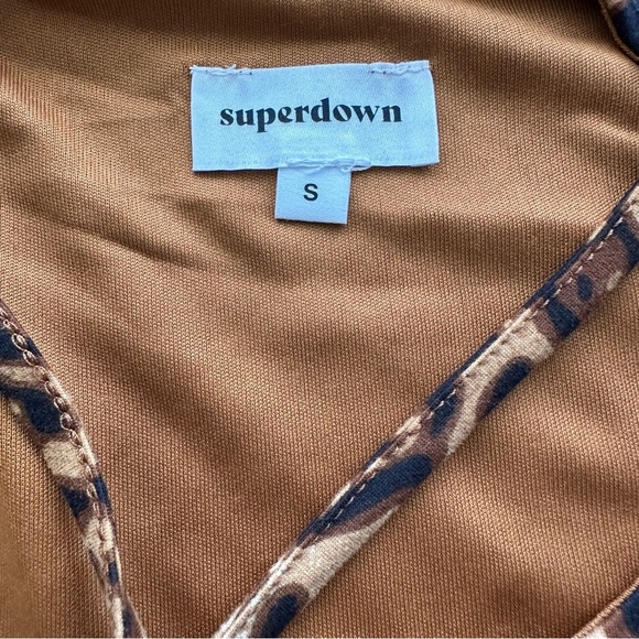 Superdown Mikaela Leopard Print Wrap Top SZ Small Long Sleeve Coachella NWT - Picture 2 of 8